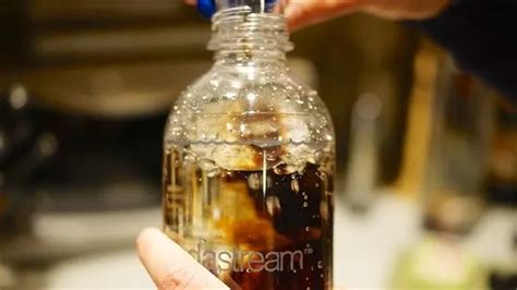 sodastream leaking during carbonation|SodaStream Source is Leaking During Carbonation